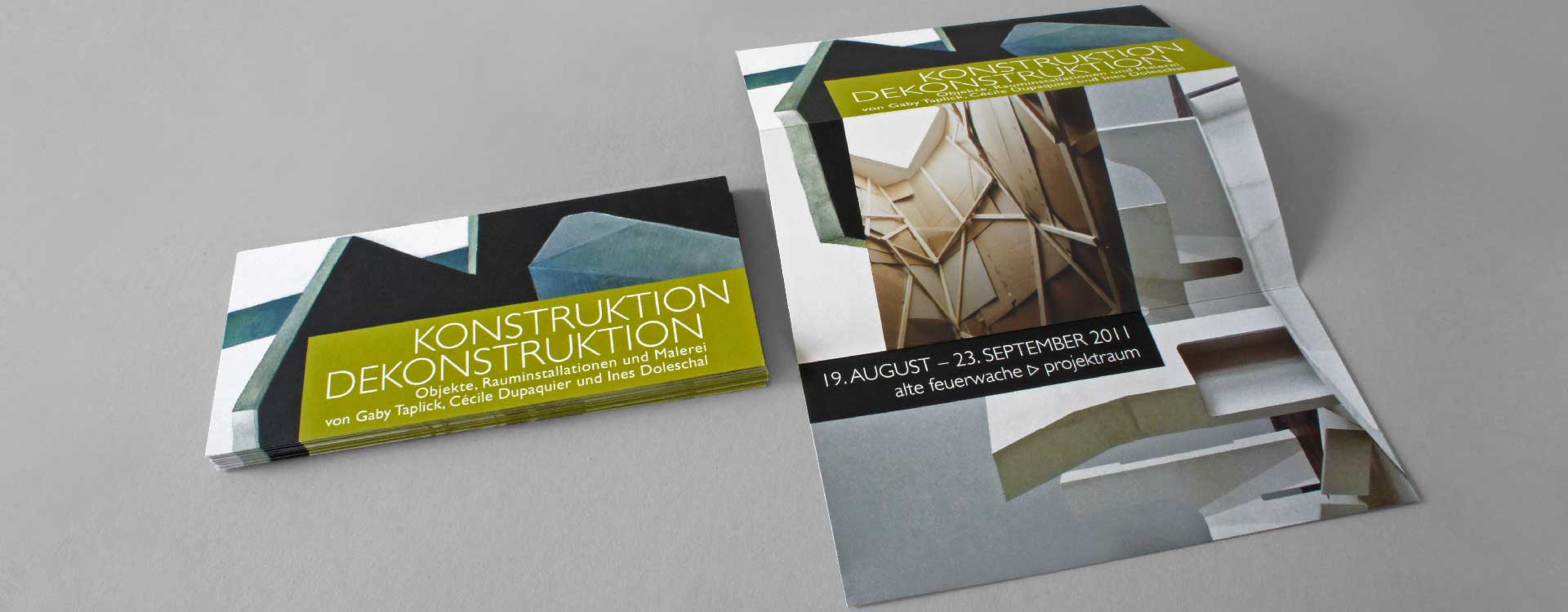 Faltblatt zur Ausstellung „Konstruktion Dekonstruktion“ im Projektraum Alte Feuerwache, Berlin; Design: Kattrin Richter | Büro für Grafikdesign